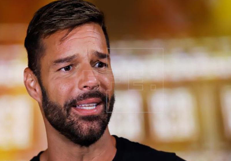  Ricky Martin ayudará a educar menores afectados por sismos en Puerto Rico