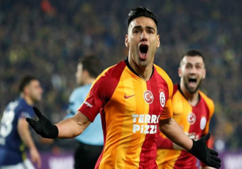  El ‘Tigre’ Falcao vuelve a rugir con Galatasaray y marca en clásico turco