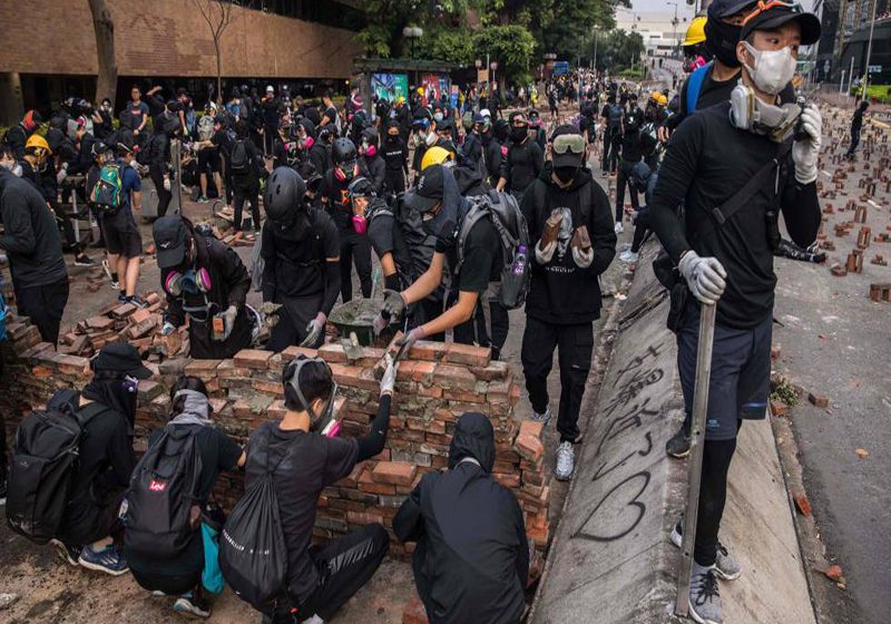  Violencia en Hong Kong deja la primera muerte relacionada con las protestas