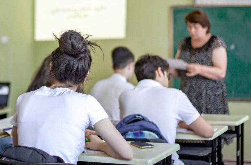  1.800 millones de pesos para retroactivo de vacaciones a los maestros de Villavicencio