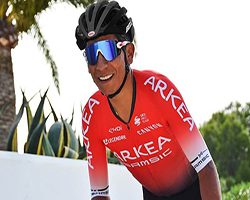  Nairo Quintana abre el año dándole el primer triunfo a su nuevo equipo