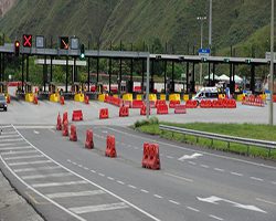  En los puentes festivos se pagará en efectivo los peajes por la carretera a Bogotá