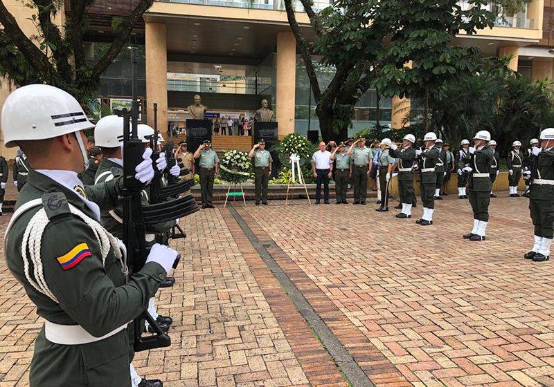  Hace 128 fue creada la policía nacional de los colombianos