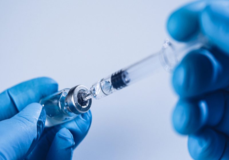  Reino Unido dedica 230 millones a investigar una vacuna para el COVID-19