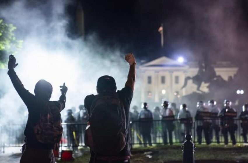  EEUU vive noche de disturbios por la muerte de afroamericano por policía