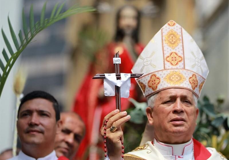  Arzobispo colombiano acusa a Duque de una «venganza genocida» contra la paz