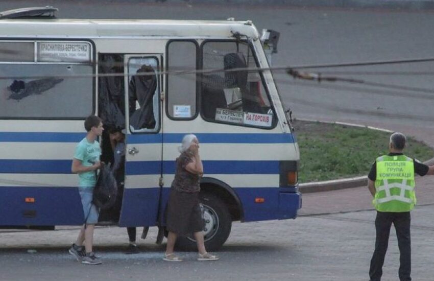  El hombre que secuestró un autobús en Ucrania es acusado de terrorismo