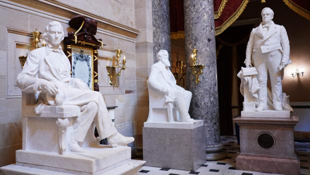  El Congreso de EE.UU. propone sacar las estatuas confederadas del Capitolio