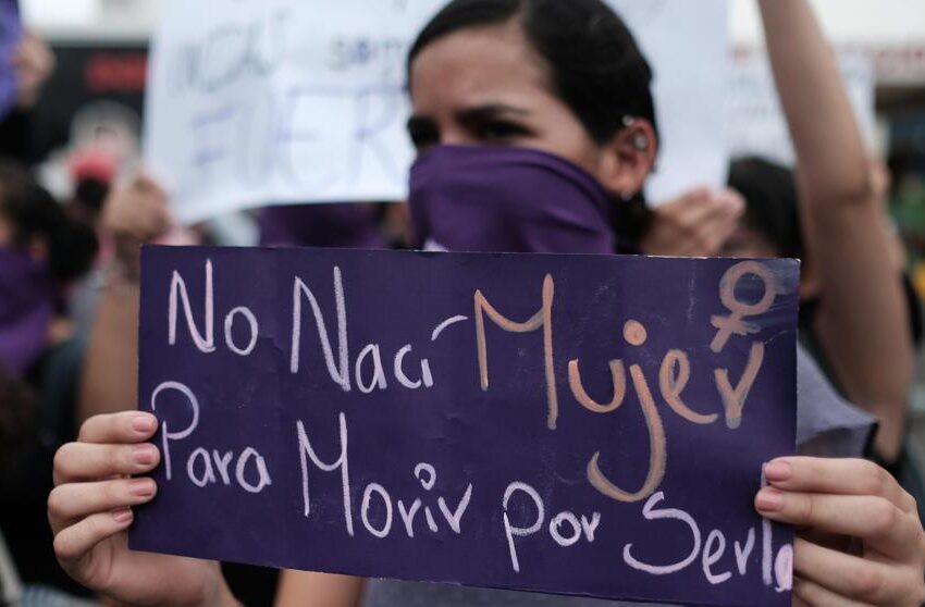  Mujeres del Meta reclaman por sus derechos y exigen la protección del Estado