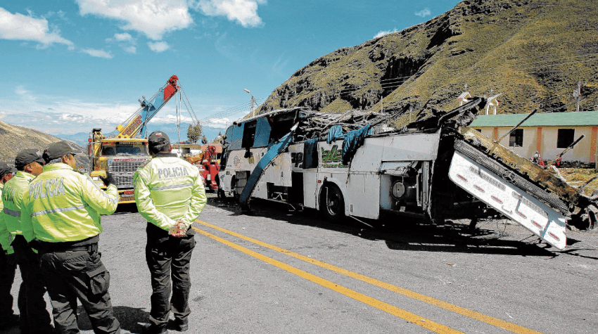  Colombia entrega a Ecuador a la responsable del viaje en narcobús accidentado