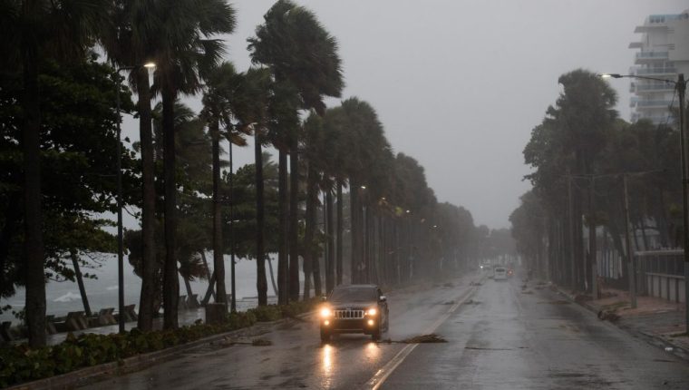  Tormenta Isaías se convierte en huracán categoría 1 al sur de las Bahamas