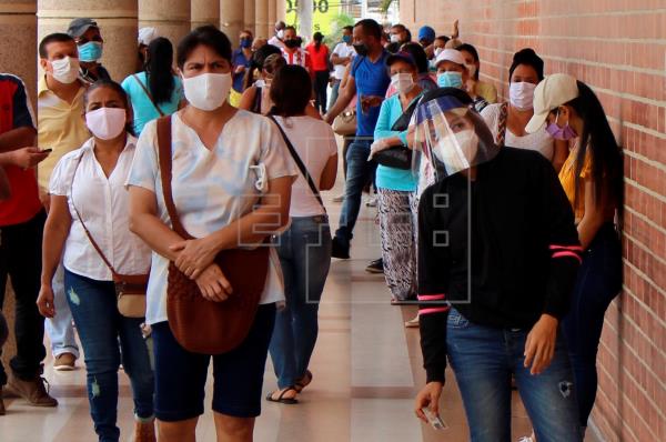 Pandemia se desborda en Colombia con 8.037 contagios y 215 muertos en un día