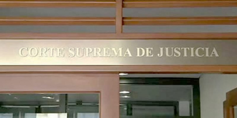  Opositores colombianos denuncian presión oficialista a la Corte en caso Uribe