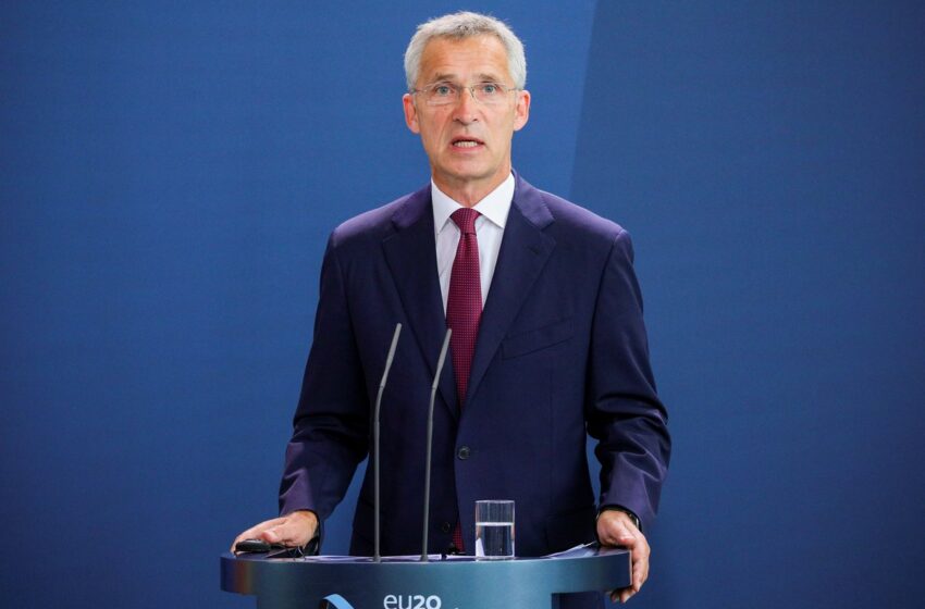  Stoltenberg apela a Grecia y Turquía al diálogo para resolver crisis