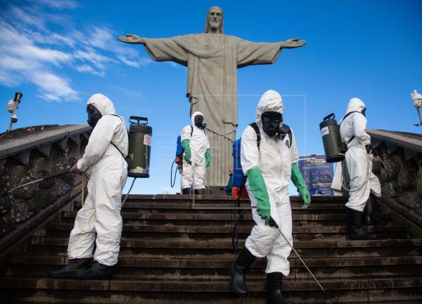  Brasil supera los 105.000 muertos mientras acelera su desescalada