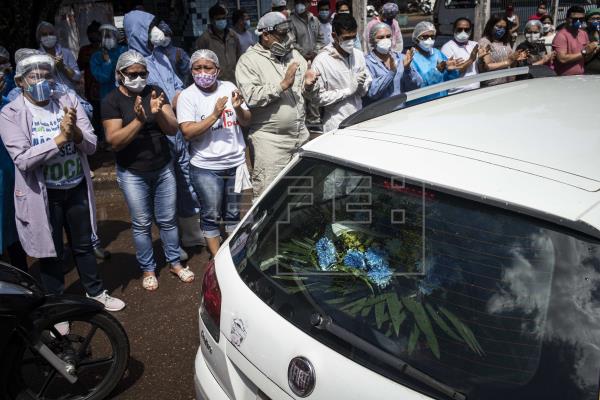  Brasil supera 3,6 millones de casos de coronavirus y bordea 115.000 muertes