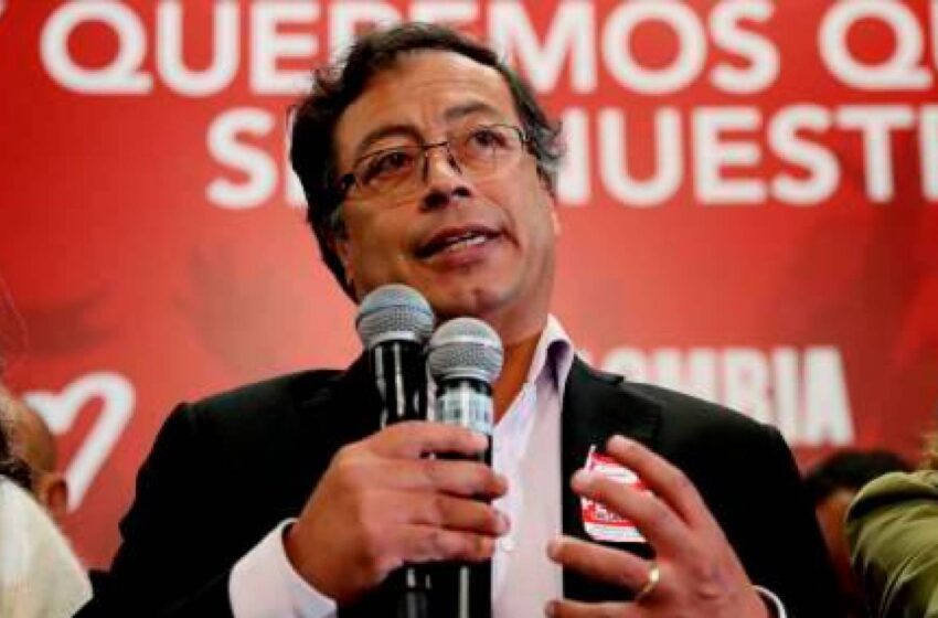  Senador Gustavo Petro compara su caso con el de Leopoldo López