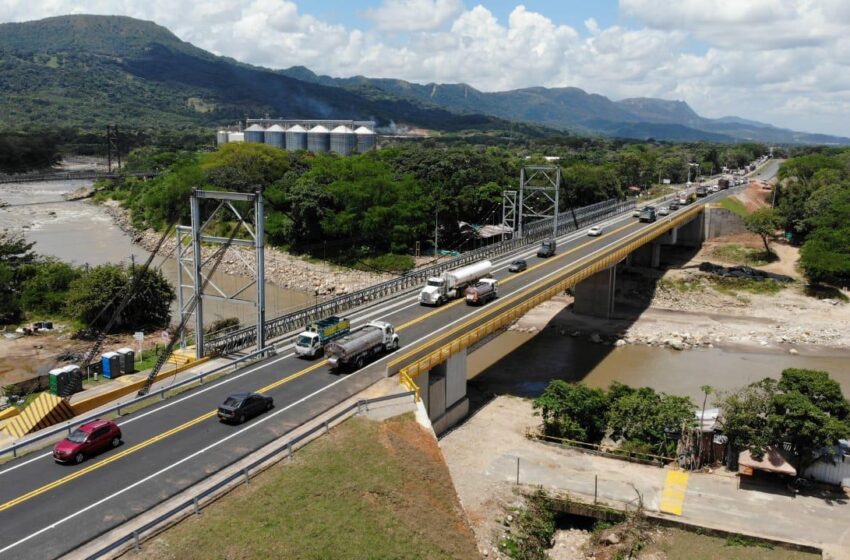  Gobierno se propone entregar construcción doble calzadas Villavicencio – Yopal en un 80 por ciento