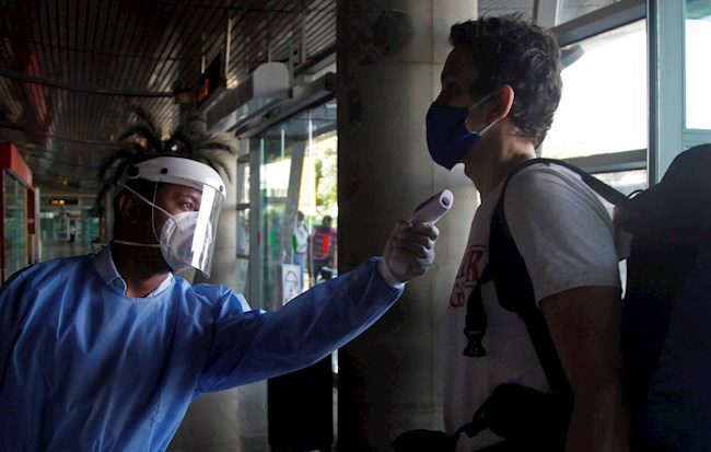  Colombia completa 6 meses de pandemia con 666.521 contagios y 21.412 muertos