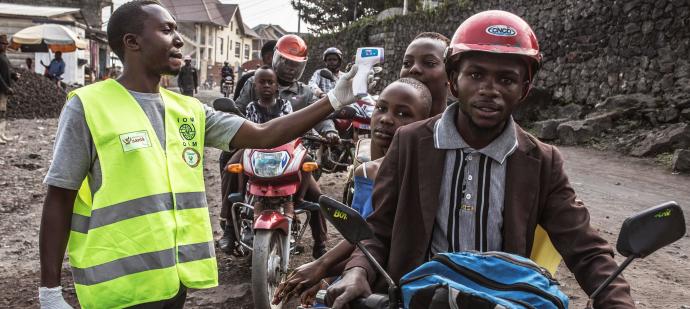  La OMS investigará acusaciones de abuso sexual en la reacción al ébola en RDC