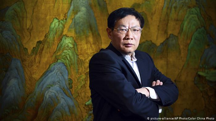  China condena a 18 años de cárcel al empresario Ren Zhiqiang, crítico con Xi