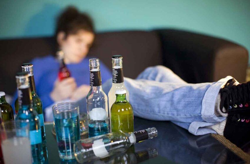  Siguen organizándose fiestas clandestinas para adolescentes consumir licores y droga