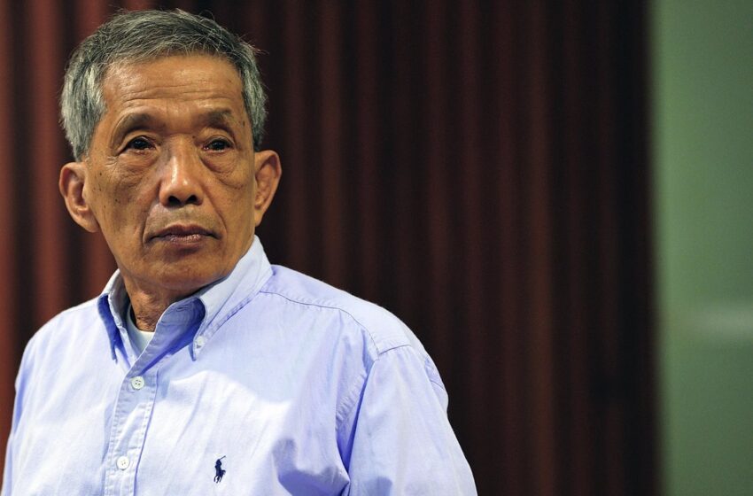  Fallece Duch, el primer condenado por los crímenes del Jemer Rojo en Camboya