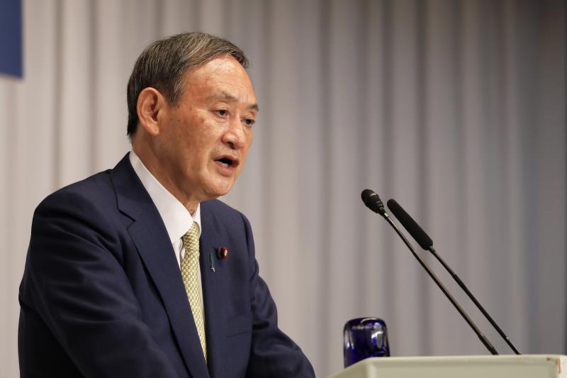  Suga reafirma su compromiso de seguir las políticas económicas de Shinzo Abe
