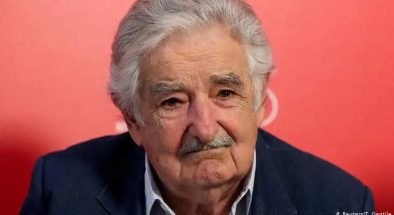  Mujica: «Triunfar en la vida no es ganar, es levantarse y volver a empezar»