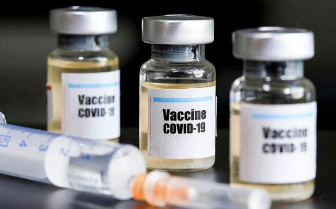  Oxford seguirá con las pruebas de su vacuna pese a morir un voluntario en Brasil