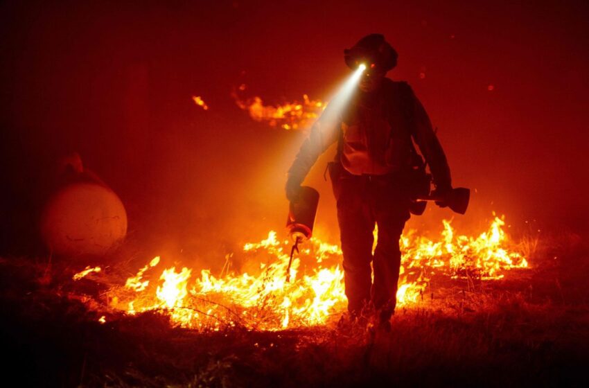  El incendio más grande de la historia de California quema 400.000 hectáreas
