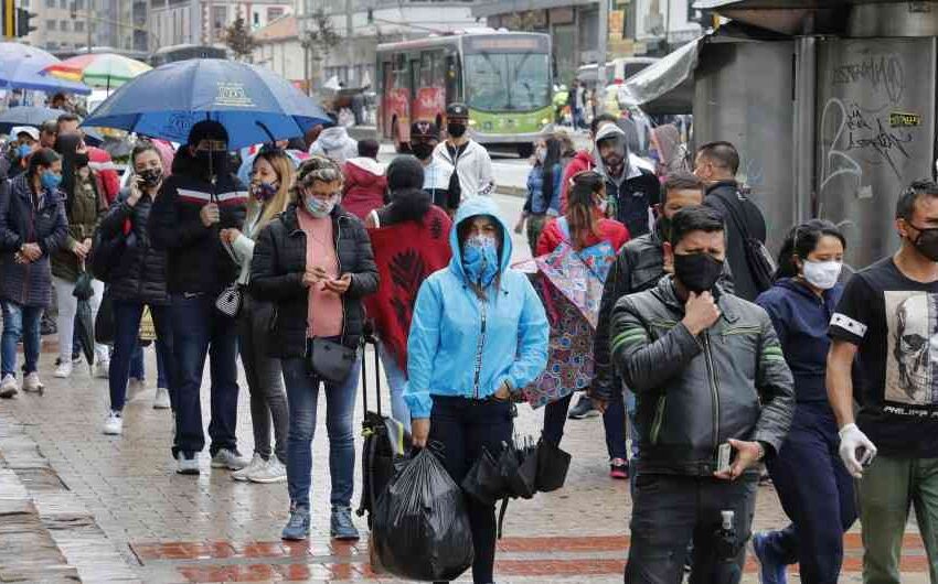  Colombia baja de los 10.000 contagios de covid-19 por segundo día consecutivo