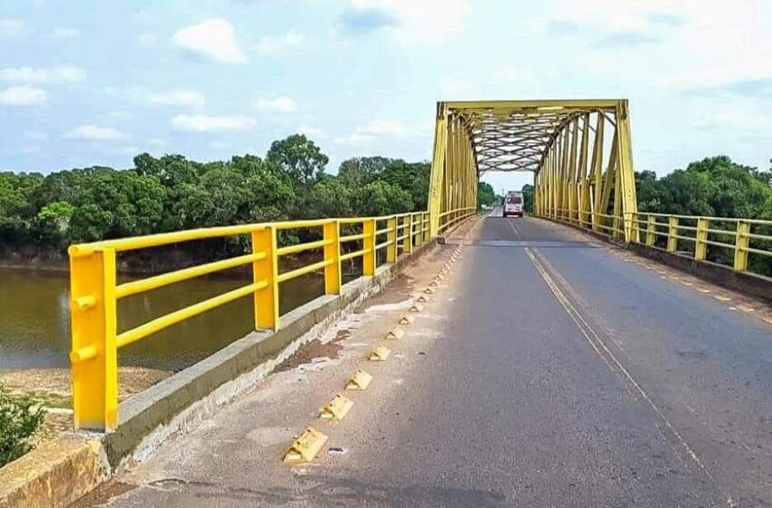  Por deterioro en estructura de puente el Yucao restringe el paso de vehículos pesados