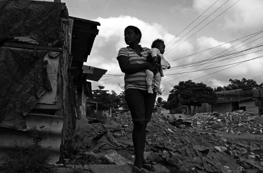  Colombianas enfrentan amplias desigualdades mientras el país cierra brechas
