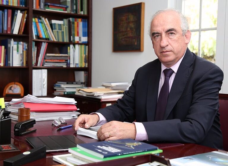  El economista Leonardo Villar dirigirá el Banco de la República