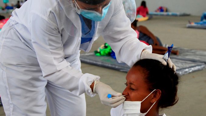  Colombia suma 3.683 contagios y 136 muertes por coronavirus