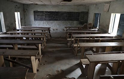  Secuestran a unas 300 alumnas en un colegio en el noroeste de Nigeria