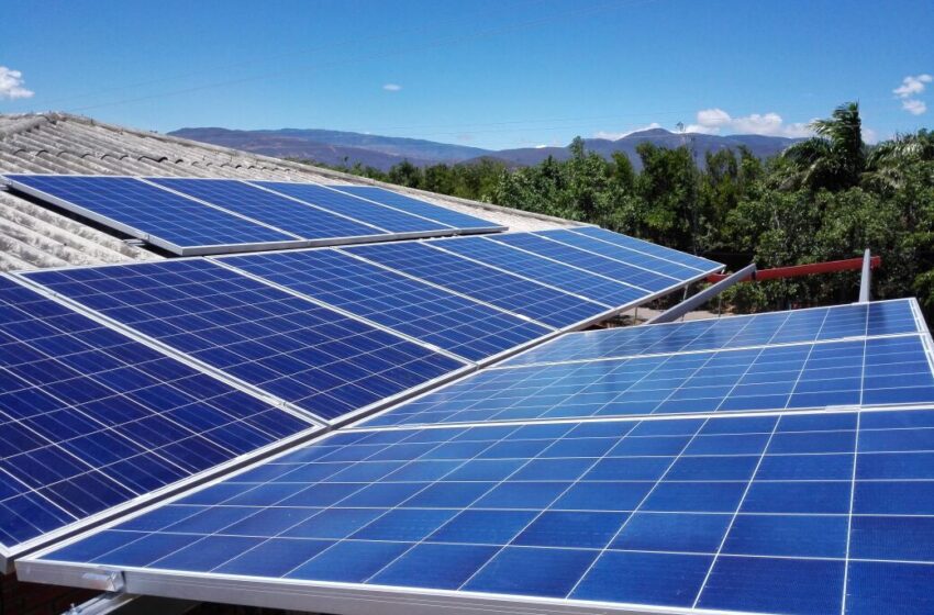  Empresario destina en Villavicencio, 15 hectáreas, dinero y elementos, para producir energía solar