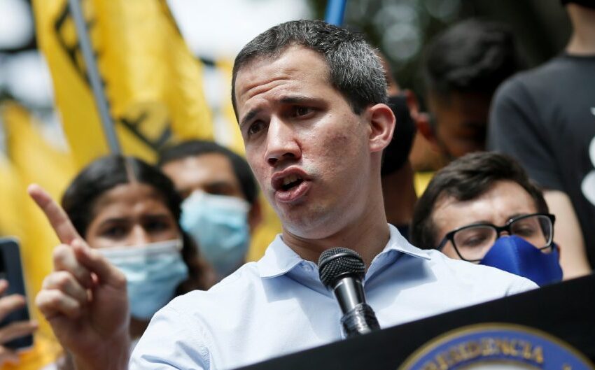  La Contraloría de Venezuela inhabilita a Guaidó para ejercer cargos públicos