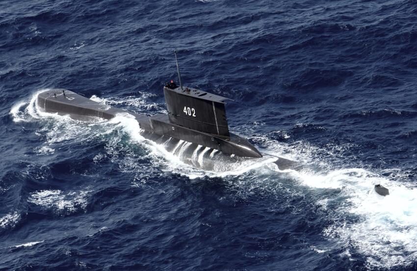  El submarino desaparecido en Indonesia tiene 72 horas de capacidad de oxígeno