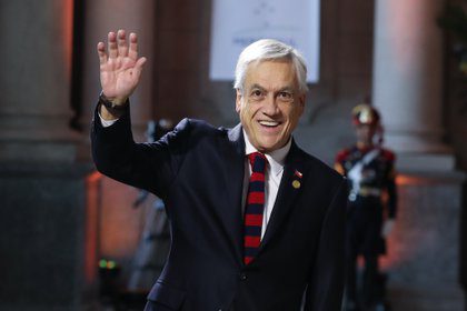  Piñera recurre al Constitucional para frenar retiro de fondos de pensiones