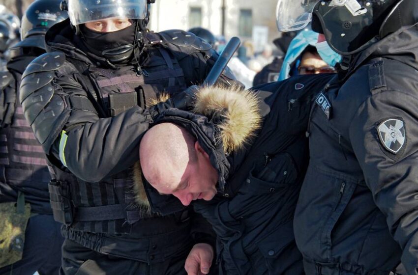  Al menos 1.770 detenidos en Rusia en marchas en favor de Navalni