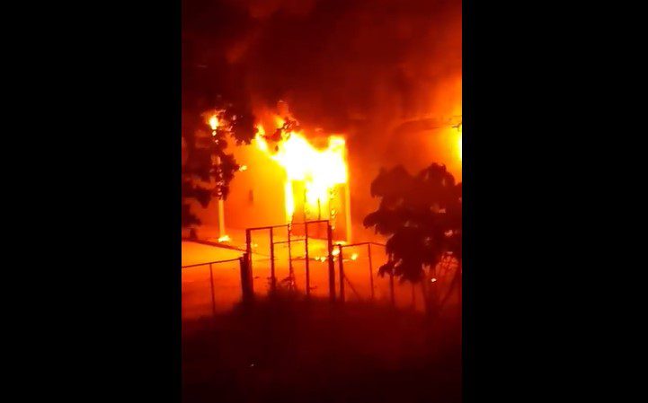  Una colchonería se incendió en el barrio San Carlos