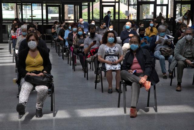  Chile anuncia «carné de movilidad» para vacunados