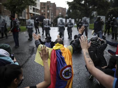  Madres y esposas clamaron porque cese la violencia entre manifestantes y policías