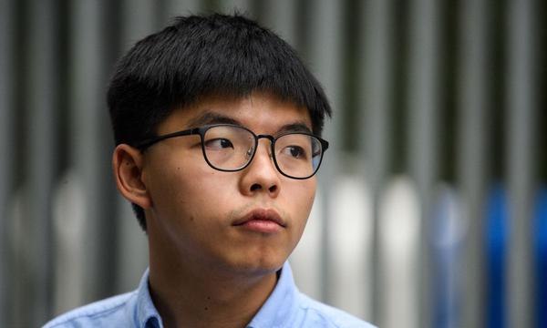  Joshua Wong, sentenciado a 10 meses de cárcel por participar en concentración