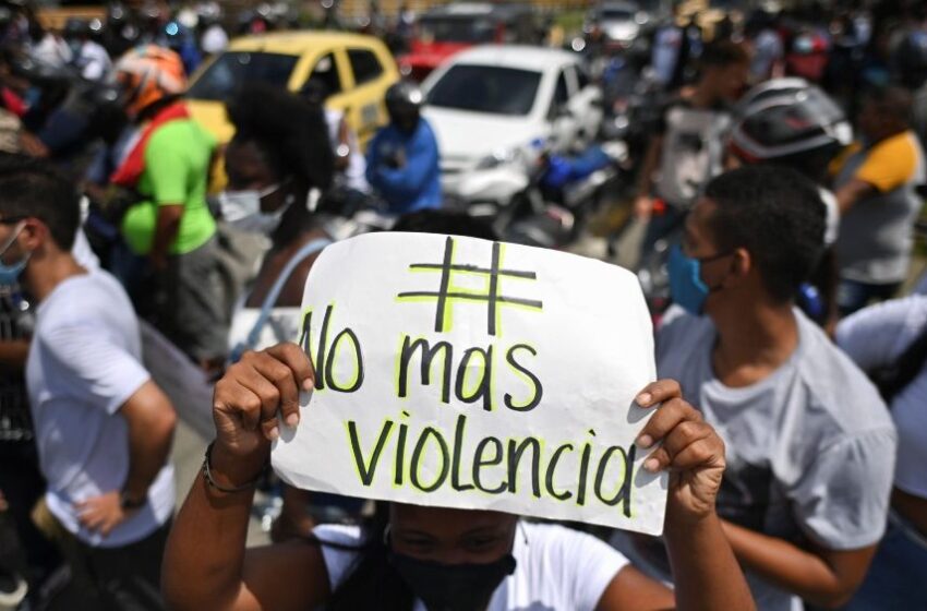  El pueblo de Villavicencio se manifestó protestando en paz