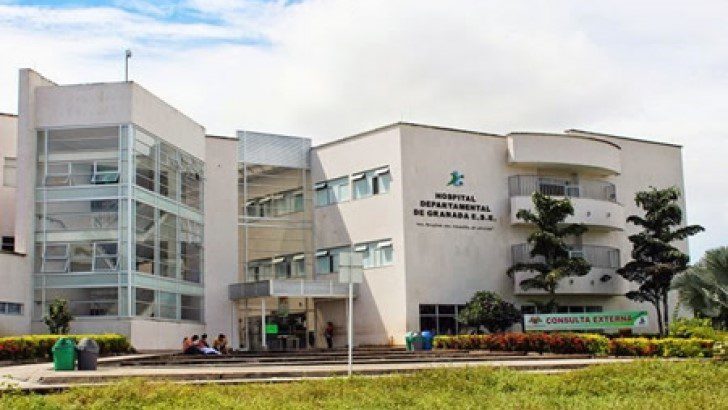  Hospital de Granada carece de camas UCI y se declara en emergencia