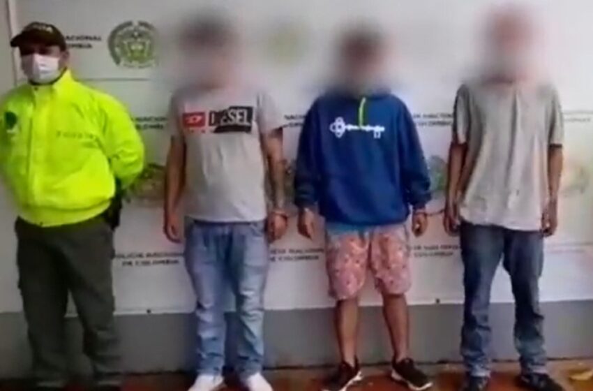  Trío de extorsionistas capturados por la policía Metropolitana