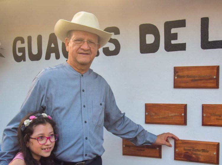  Solidaridad con Isaac Tacha y su esposa  por el fallecimiento de su hijita de diez años